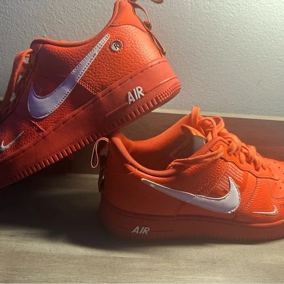 Size 9.5 - Nike Air Force 1 '07 LV8 Overbranding